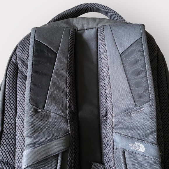 The North Face Black and Red Backpack - Picture 3 of 11